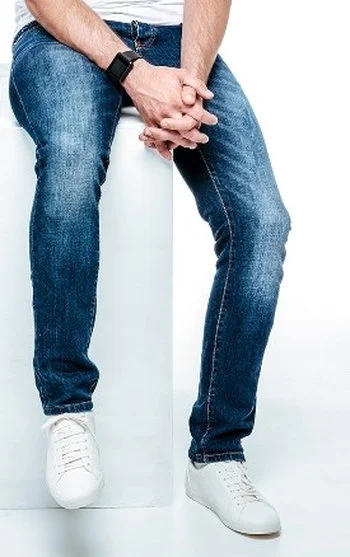 Sprey Boyama ve Lokal Efekt Teknikleri: Hazır Giyimde Sanatsal Dokunuşlar